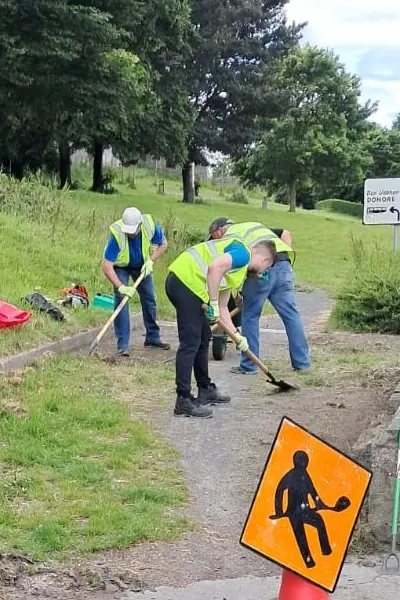 TUS constructing new paths in the 1916 Joe Stanley Gardens